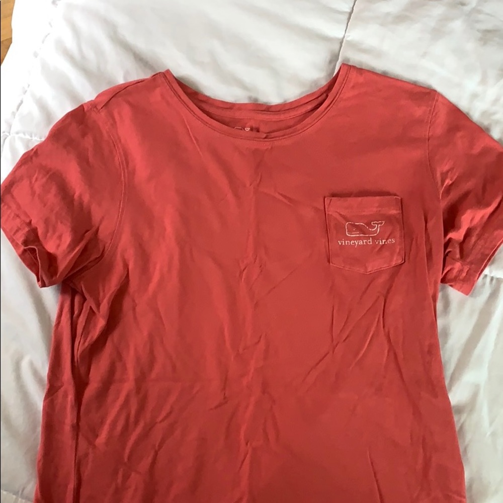 Vineyard Vines tee